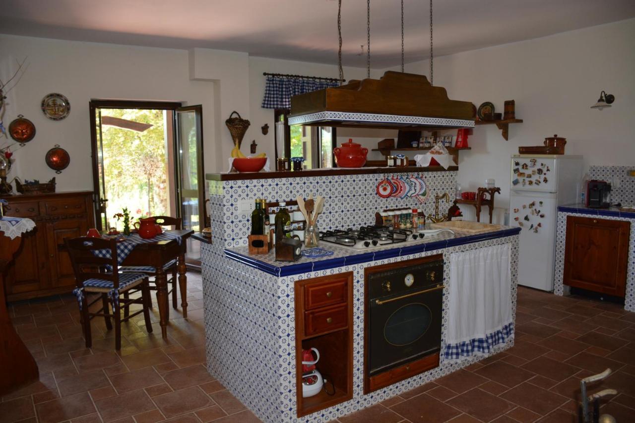 Bed And Breakfast Margherita & Home Restaurant Gerano Exterior foto